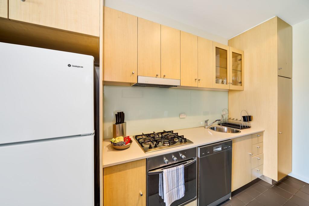 York Apartments Аделаида Экстерьер фото